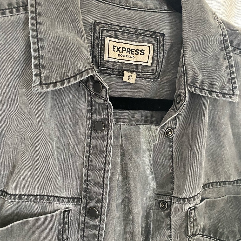 Express boyfriend button-up